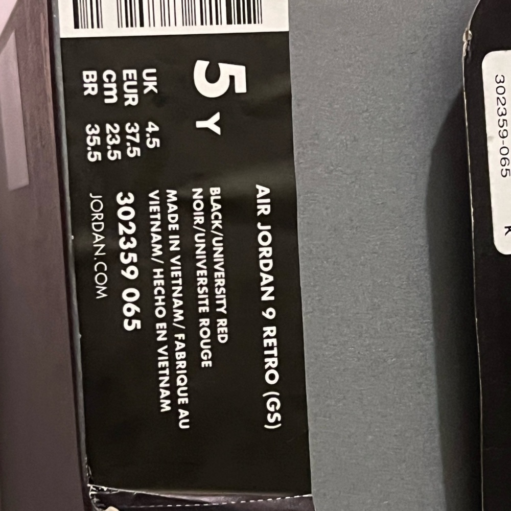 Air Jordan 9 Retro 5 Y!